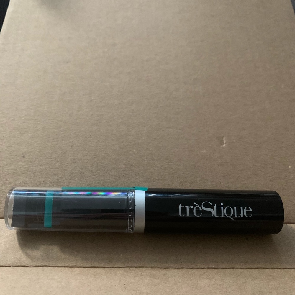 TrèStique CURLER + LASH-ENHANCING MASCARA
